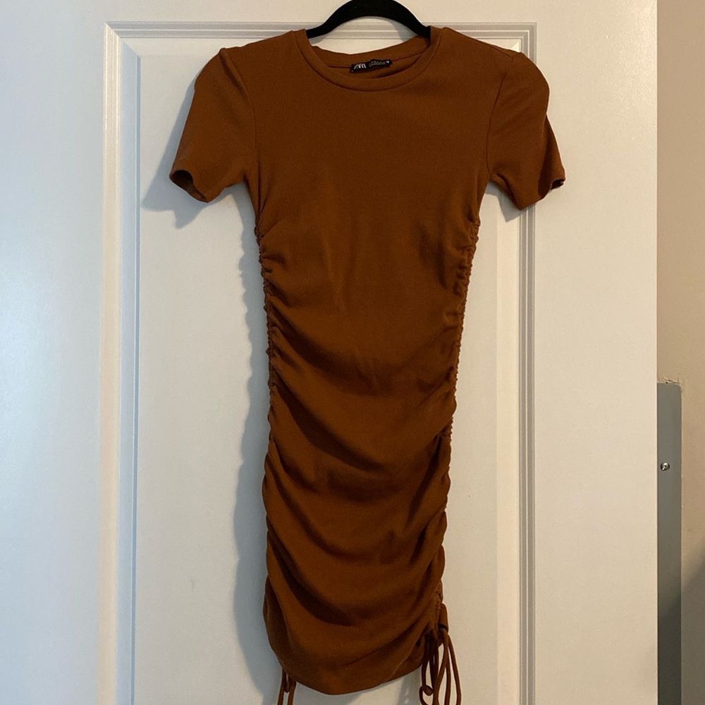 Zara Rust Brown Ruched Short-Sleeve Bodycon Dress